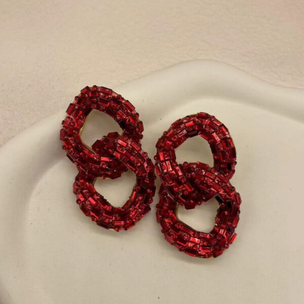 Wholesale Chain Shaped Diamond Inlaid Colored Earrings