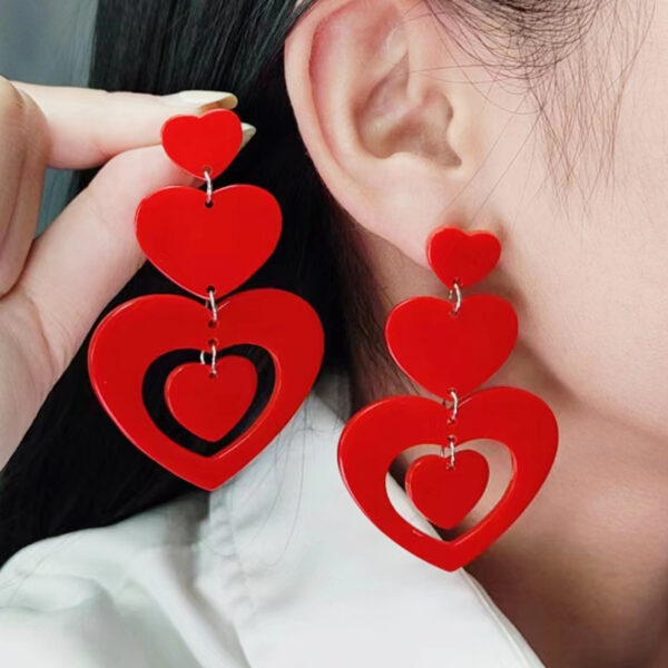 O1CN01UT69mh1T3M8tUT8Oo_2677772326-0-cib Wholesale Valentine's Day Love Splicing Acrylic Earrings