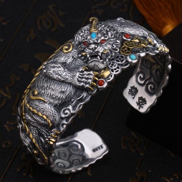 O1CN01UW4o1J2LNx85DATR7__2207619309681-0-cib Wholesale Pixiu Wide Version Hand-Carved Rich Opening Metal Bracelet