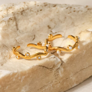 O1CN01UbX7IL2ElaDTVaUk3__2210913638785-0-cib_59642265-b121-48fa-af22-34b517001a2d Wholesale Gold Plated Pearl Stainless Steel Rings