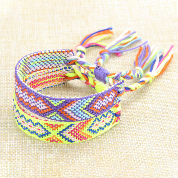 Wholesale Ethnic Weaving Colorful Tassel Lucky Friendship Polyester Cotton Bracelet