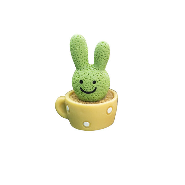 Wholesale Creative Cute Potted Plant Aromatherapy Clip Car Accessories