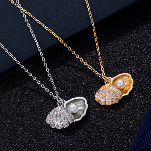 Wholesale Seashell Imitation Pearl Pendant Alloy Necklace