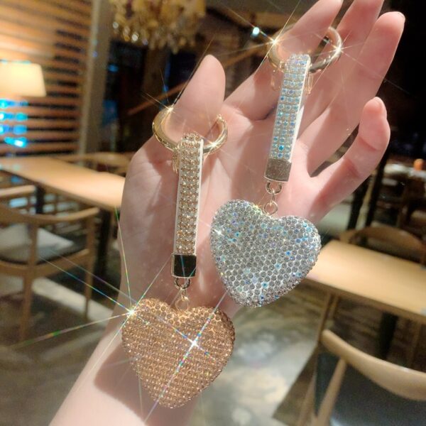 Wholesale Ceramic Full Diamond Rope Heart Key Chain