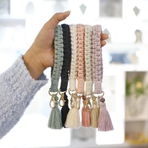 O1CN01Uzcdq121cLFAmuiBP__2201220227005-0-cib-6 Wholesale Hand Woven Bohemian Fringed Cotton Rope Keychain