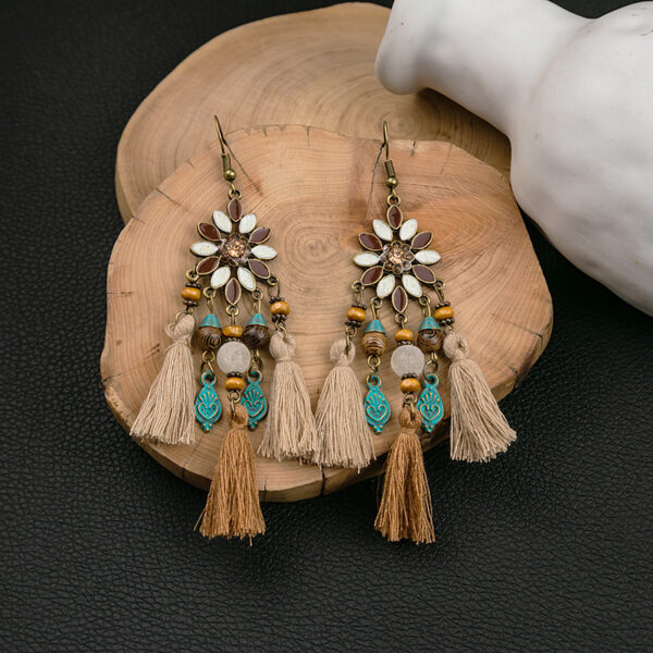 O1CN01V2T7VZ1onFhBj8lce_2059265269-0-cib Wholesale Boho Tassel Flowers Alloy Earrings