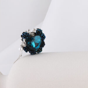 vintage palace blue / Nepal heavy industry crown