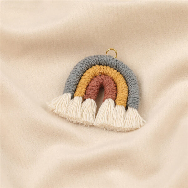 O1CN01VUZU4j1NSBoLBLqNg_2214300421568-0-cib Wholesale Cotton Handwoven Tassel Rainbow Keychain Accessories