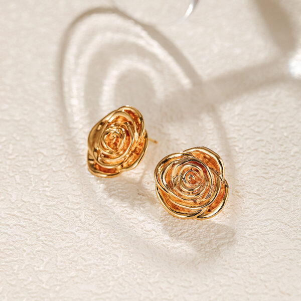Wholesale Vintage Rose Earrings
