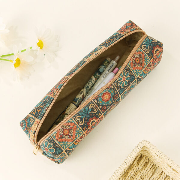 Wholesale Retro Patterned Leather Large Capacity Pencil Case