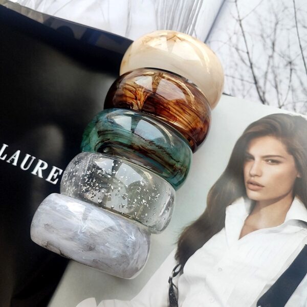 Wholesale Vintage Stone Pattern Acrylic Bracelet