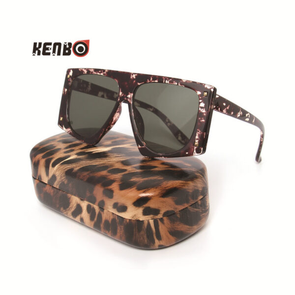 O1CN01W5zzQC2CPwBJENchz_2209890438467-0-cib Wholesale Square Frame Leopard Print Large Frame PC Sunglasses