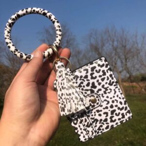 black and white leopard print