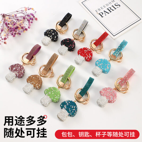 O1CN01WevVh41FocPYrpgz1_2210937000534-0-cib Wholesale Zinc Alloy Diamond Key Chain Accessories