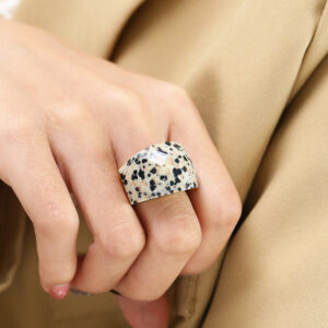 Golden Natural Dog Skin Stone / No. 7