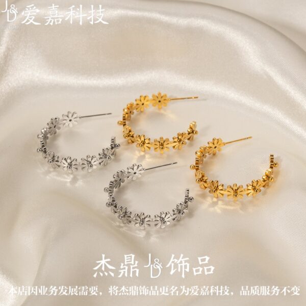 Wholesale Spring Flowers 18K Gold Plated Titanium Steel Earrings