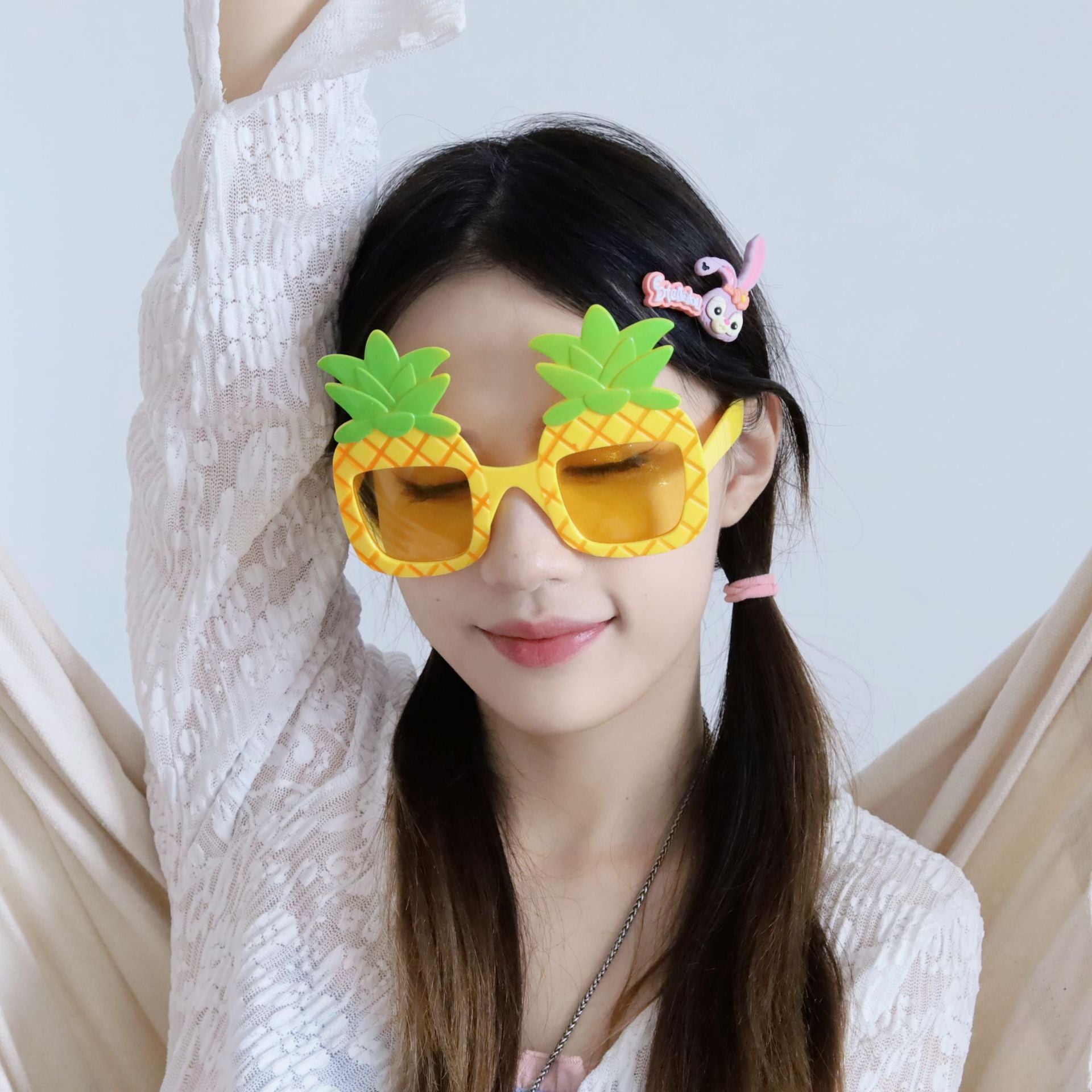 Wholesale Party Glasses Festival Party Pineapple Shaped Resin Sunglasses