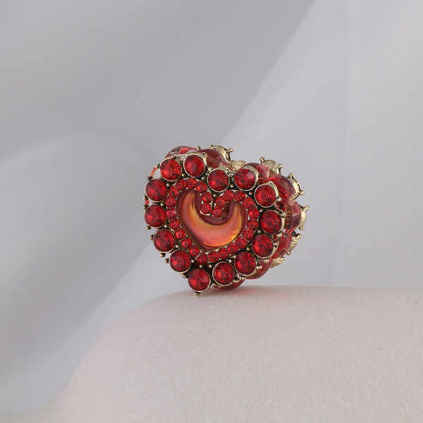 Wholesale Heart-shaped Rose Soft Ceramic Crown Diamond Ball Straight Hole Beads