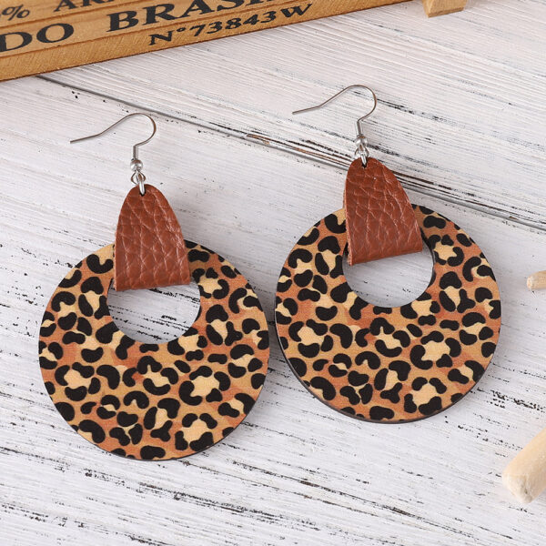 O1CN01XqfkJM1ZzQ0FQ6uov_2214986983265-0-cib Wholesale Ethnic Bohemian Leopard Print Round Reversible Leather Earrings