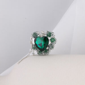 vintage green / Nepal heavy industry crown