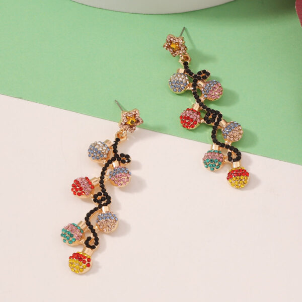O1CN01Y28sDl1gFnujl09Mk_2213748334113-0-cib Wholesale Christmas Lights with Diamond and Zinc Alloy Earrings