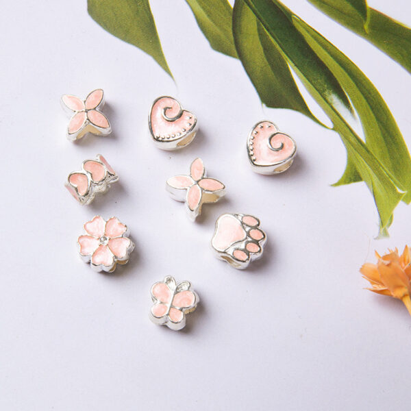 O1CN01Y6dWmz1a5pRQmg9Hn_2211228053279-0-cib Wholesale Oil Drip Heart Butterfly Big Hole Bright Colorful Beads