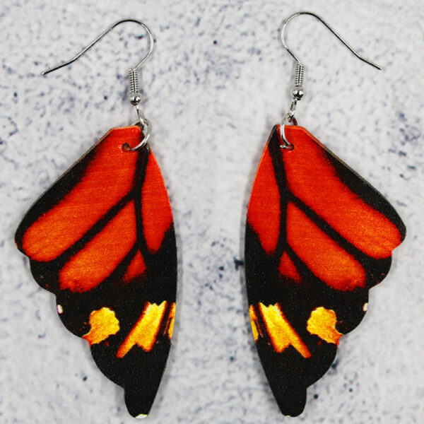 O1CN01YBNW4P2Kmr0tmDbqa_2214415949600-0-cib Wholesale Butterfly Leather Bionic Butterfly Wings Pattern Symmetrical Double-Sided Printed Earrings