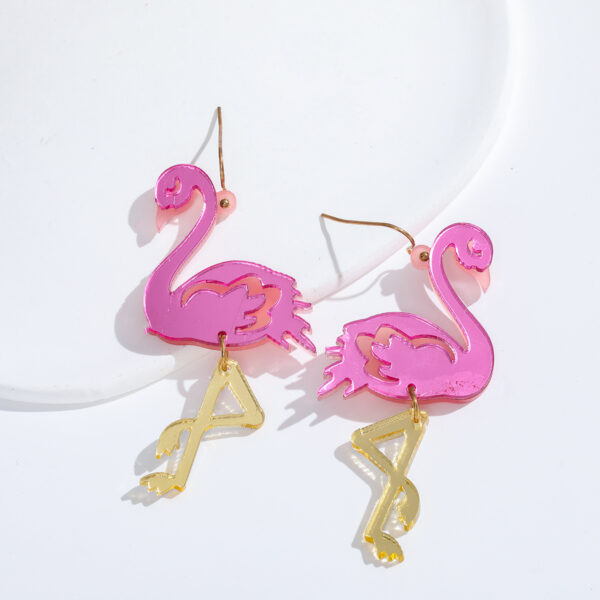 O1CN01YYnLtE2D9HgGXNwTL_2216733868566-0-cib Wholesale Acrylic Flamingo Simple, Fashionable and Personalized Earrings