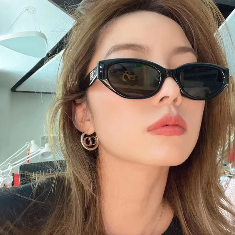 Wholesale Retro Narrow Frame Cat Eye PC Sunglasses