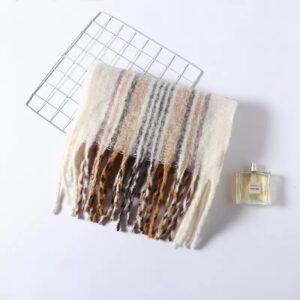 【off-white】colorful large tassel / About 230