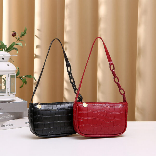 O1CN01Yc2hjS25AdeDeMeB6_2209510977486-0-cib Wholesale PU Underarm Bag