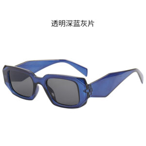 Figure / Transparent dark blue gray sheet