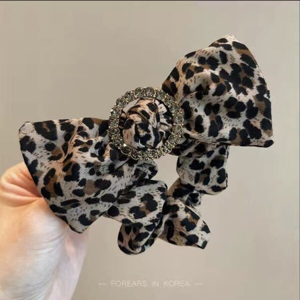 O1CN01Yd4ha82GNQUYqRbwF_2208809989003-0-cib Wholesale Leopard Print Bow Fabric Hair Tie