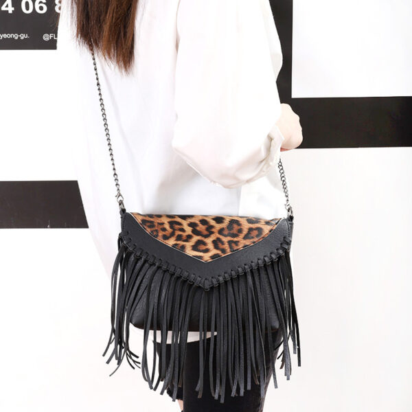 O1CN01YfpbBE1SsouvTep5x_2866032303-0-cib Wholesale PU Stitching Leopard Pattern Tied Tassel Shoulder Bag