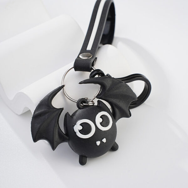 Wholesale Metal Ring Halloween Cartoon Bat Keychain
