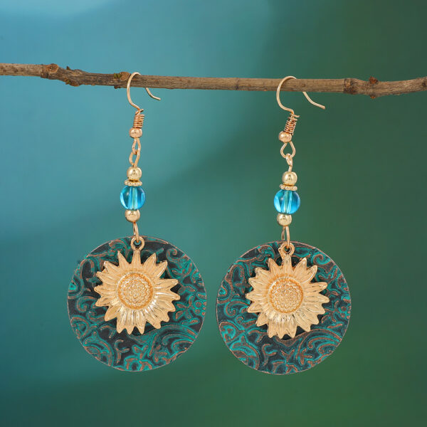 O1CN01YrRTsd1WVhQzrnND6_3379762794-0-cib Wholesale Color Separation Double Layer Sunflower Pattern Earrings