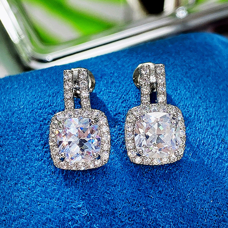 Wholesale Simple Round Diamond Copper Earrings