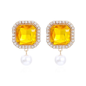 O1CN01ZINpNV2JjMPNp9Cyb__3025409457-0-cib Wholesale Square Color Crystal Alloy Earrings