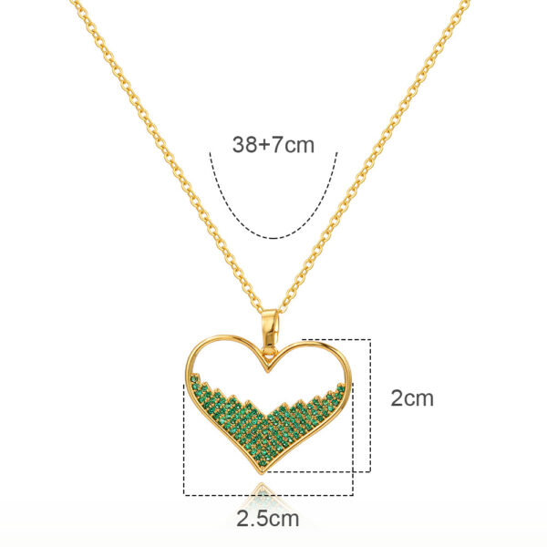 Wholesale 18K Gold Copper Micro Paved Emerald Love Heart Pendant Necklaces