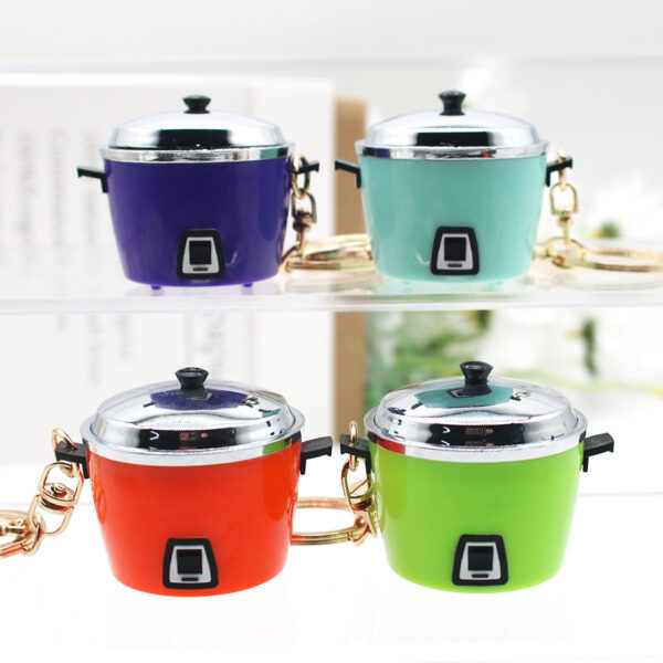 O1CN01ZOdVW61h0WFHnQmfj_2200589364215-0-cib Wholesale Mini Cute Rice Cooker Plastic Keychain