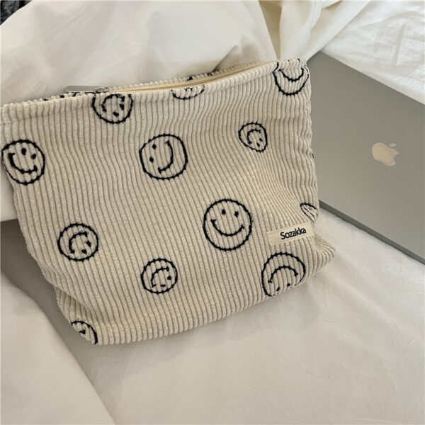 O1CN01ZRDG6k1vHpp1xdpVa_2215348976148-0-cib Wholesale Corduroy Smiley Face and Polka Dot Makeup Bags