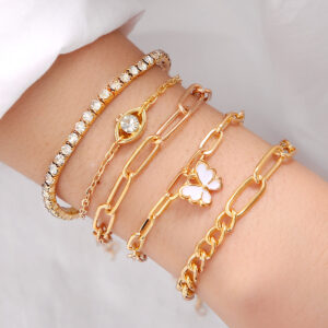 O1CN01ZeSdCC1i9xzwfZ6Xd__1727864371-0-cib Wholesale Butterfly Diamond Alloy Bracelet