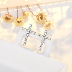 Cross stud earrings (white gold plated)