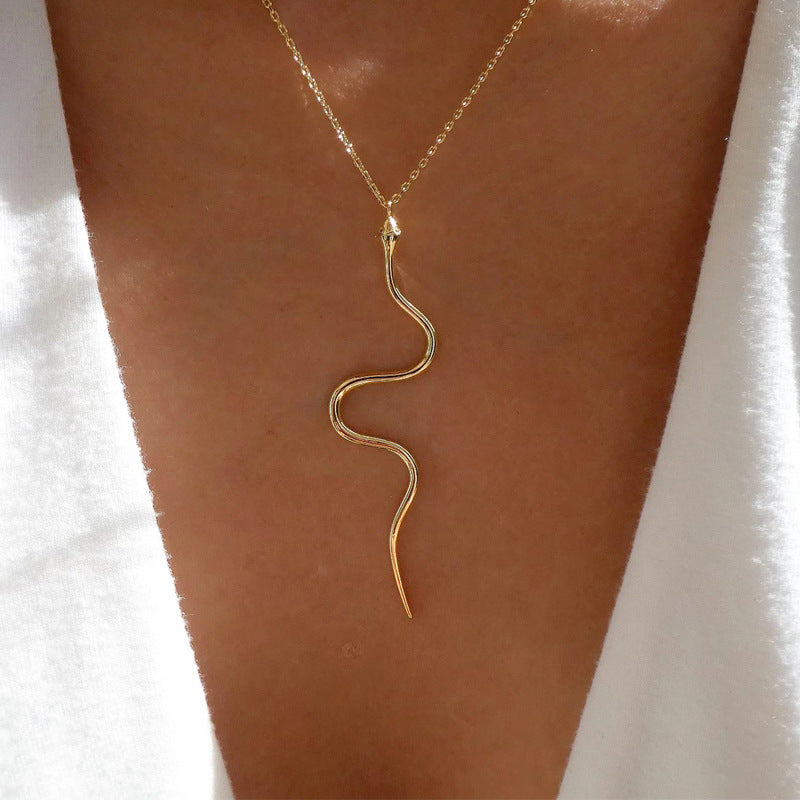Wholesale Alloy Snake Element Necklace