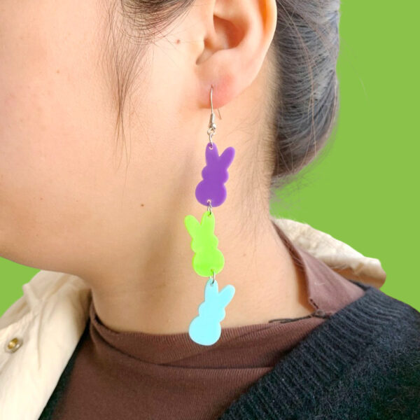 O1CN01ZmSj211ZFcI3hV49a_1794553165-0-cib Wholesale Jewelry Easter Egg Bunny Acrylic Earrings