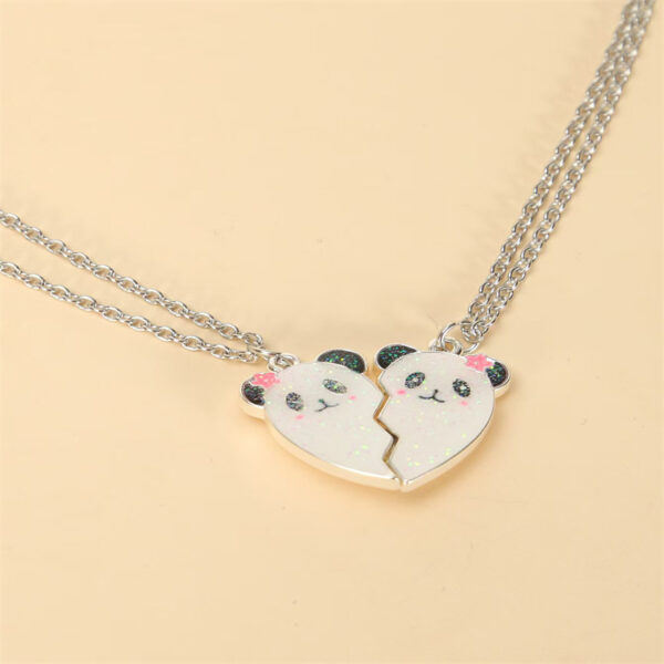 O1CN01a1iQHR1NgqiBRCFkK_2208121451600-0-cib Wholesale Cartoon Cat Fox Avocado Love Stitching Magnetic Necklace