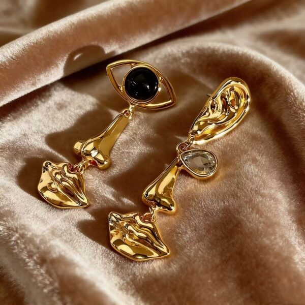 Wholesale of Artificial Crystal Asymmetric Earrings