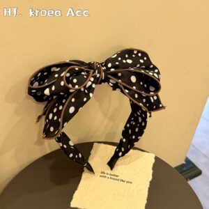 F2237-black and white polka dot style