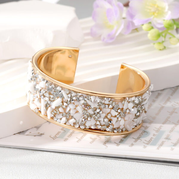 Wholesale Colored Gravel Inlaid Colored Diamond Fine Alloy Bracelet