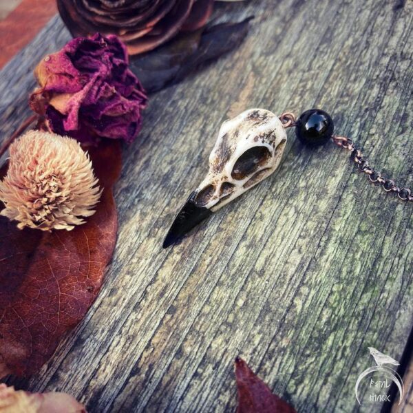 Wholesale Gothic Crow Crystal Pendant Accessories